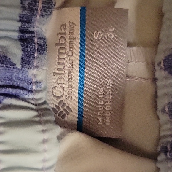 NWT: Women's Columbia Bogata Bay Stretch Printed Shorts - Picture 8 of 10